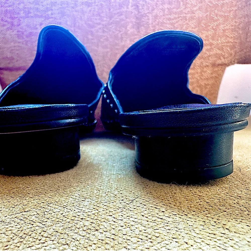 Rebecca Minkoff Chamille Studded Black Leather pointed Toe Slides Mules. 6.5 - Picture 6 of 7